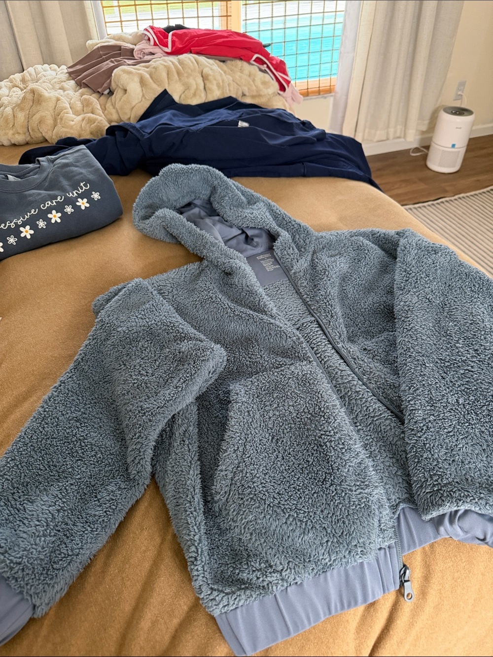 Girlfriend collective Plush Hooded crop Jacket